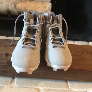 Nike foot ball cleats